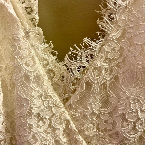 BHLDN & Anthropologie Beautiful ivory eyelash lace dress. - Picture 9 of 10